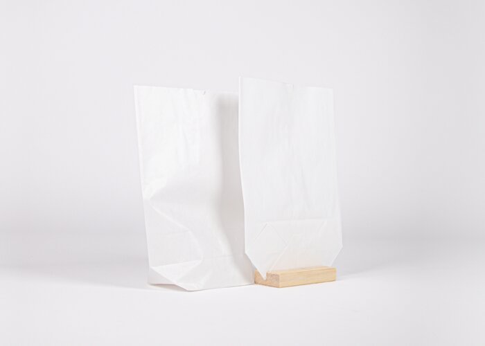 Sachets en papier à fond croisé  sans impression Z4